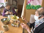 フキのすじ取り フキのすじ取り